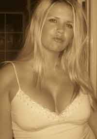 romantic female looking for guy in Grand Saline, Texas
