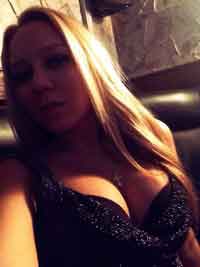 romantic lady looking for guy in Benson, North Carolina