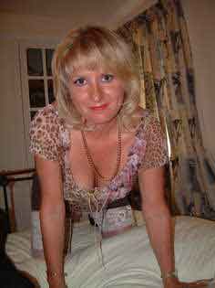 romantic lady looking for men in Osceola, Indiana