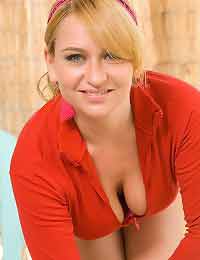 romantic female looking for guy in Marion, Alabama